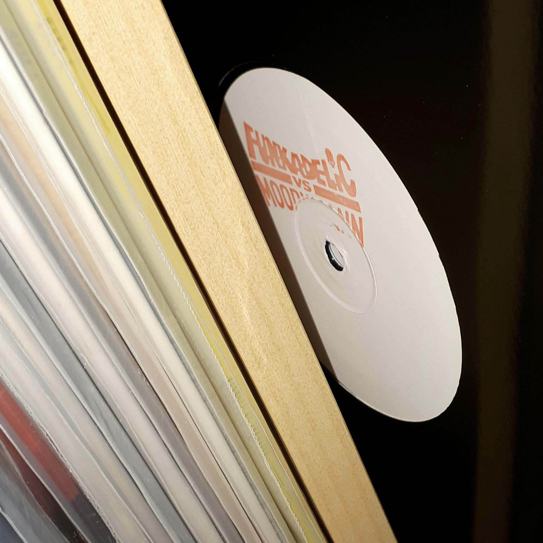 Funkadelic vs Moodymann - Cosmic Slop (Moodymann mix) / Let’s Make It Last (Kenny Dixon Jr edit) (Ltd Hand Stamped Promo 12″) - Image 2